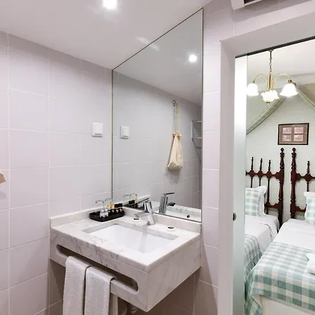 מלון Casa De Sao Mamede ליסבון