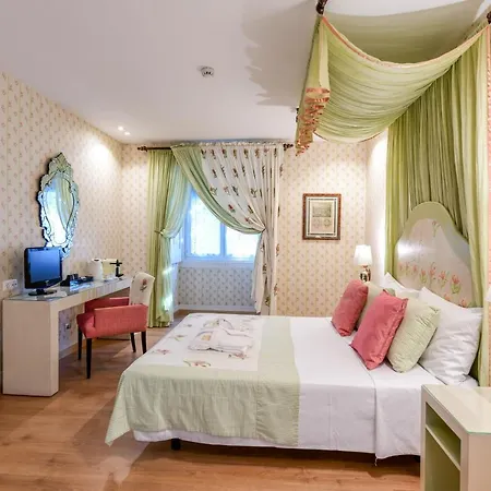 Готель Casa De Sao Mamede Лісабон